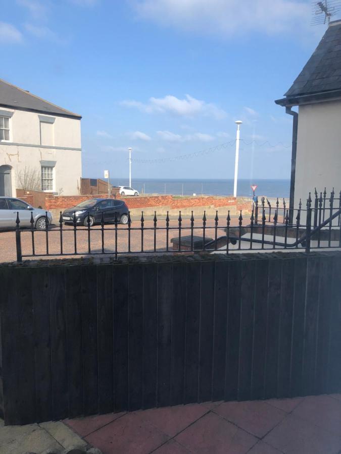 Roker Cottage, Luxury Seaside Apartment, Private Parking, Sky Tv Sunderland  Buitenkant foto