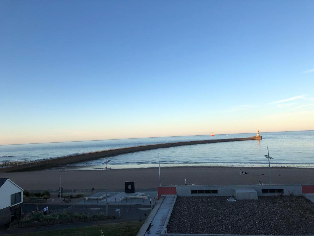 Roker Cottage, Luxury Seaside Apartment, Private Parking, Sky Tv Sunderland  Buitenkant foto